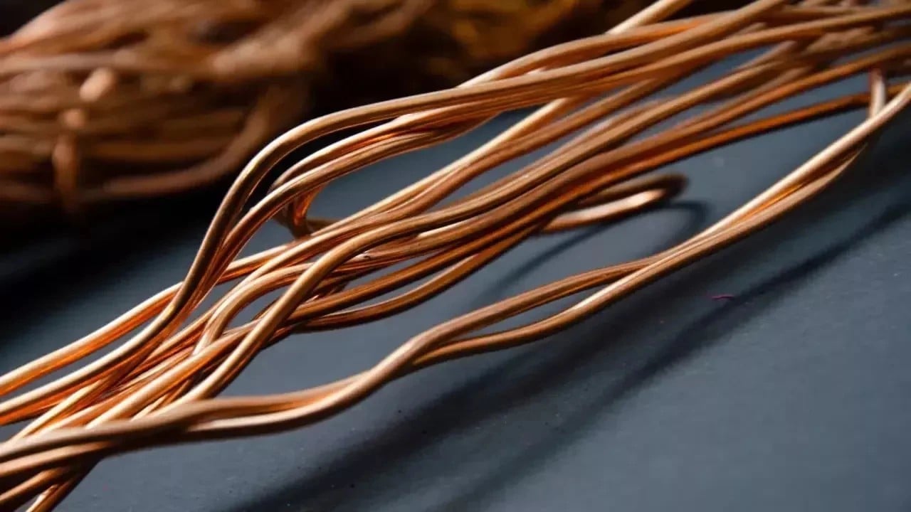 Foto - Bakırı tarihten silecek keşif! Yeni metal bulundu, tüm dünya şaşkın