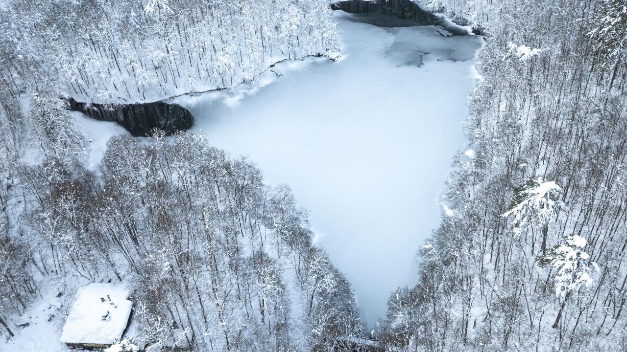 Foto - Bakmaya doyamazsın! Yedigöller Milli Parkı beyaza büründü