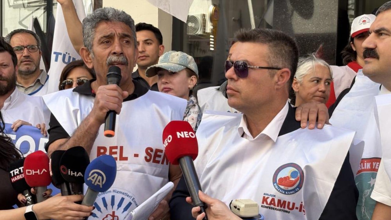 Foto - Bakmayın bol keseden vaat verdiklerine! CHP’nin kapısında emekçi protestosu