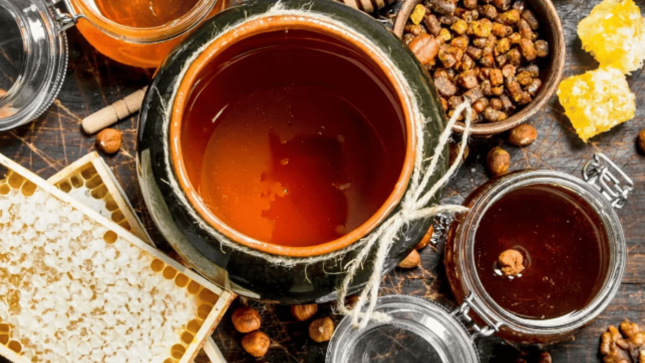 Bal mı pekmez mi daha faydalı? Sorunun cevabı belli oldu!
