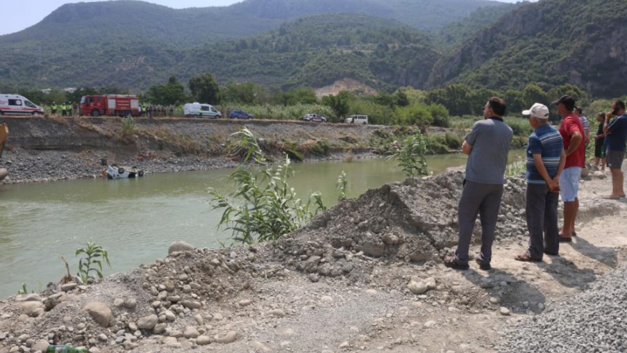 Foto - Balık tutmak için geldiği nehirde can verdi