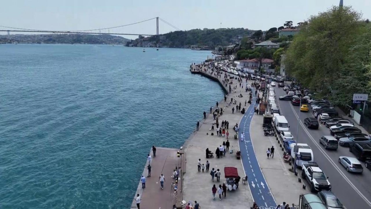 Foto - Balık tutup piknik yaptılar Güneşe hasret kalan İstanbullu sahillere koştu