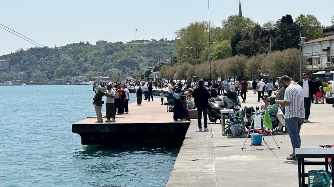 Foto - Balık tutup piknik yaptılar Güneşe hasret kalan İstanbullu sahillere koştu