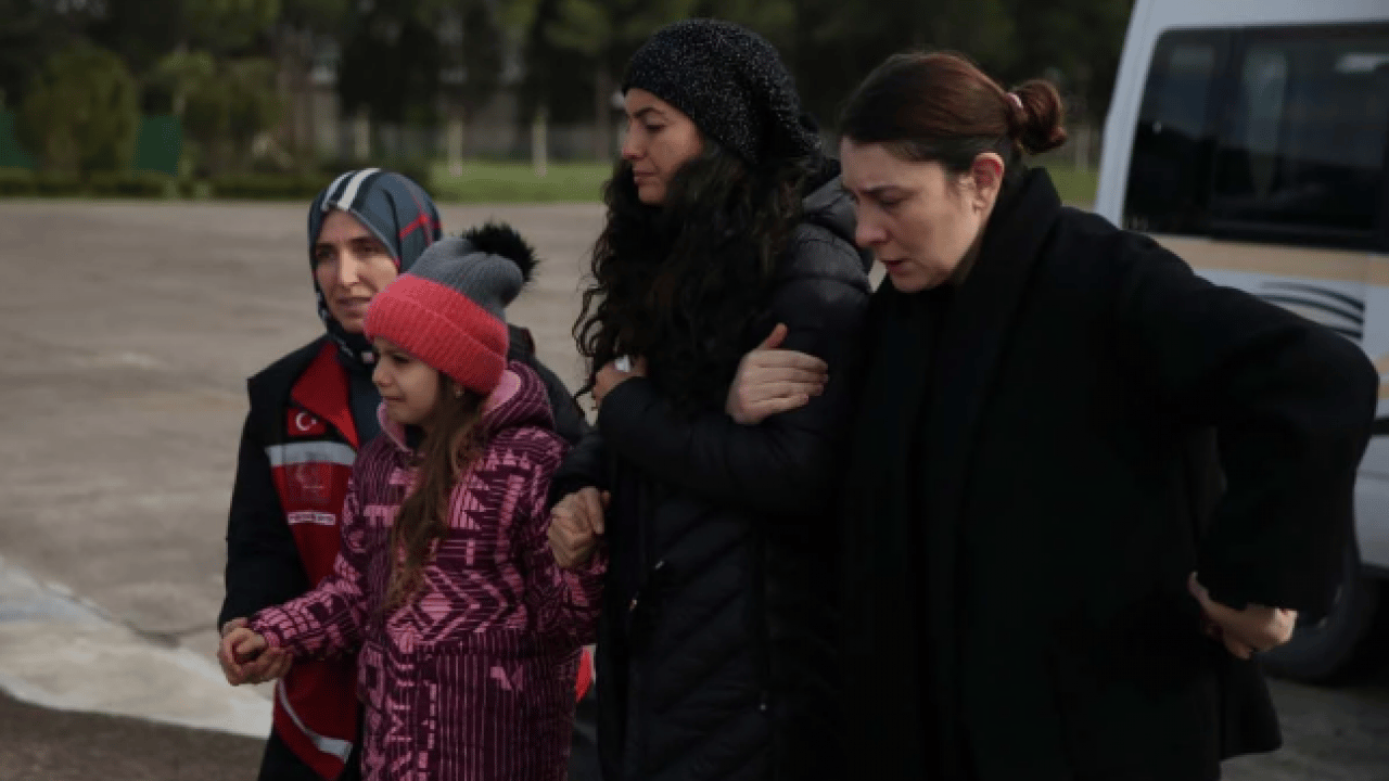 Foto - Balıkesir’de F16 kazası ciğerimizi yaktı! Şehit pilottan geriye sadece bu görüntü kaldı