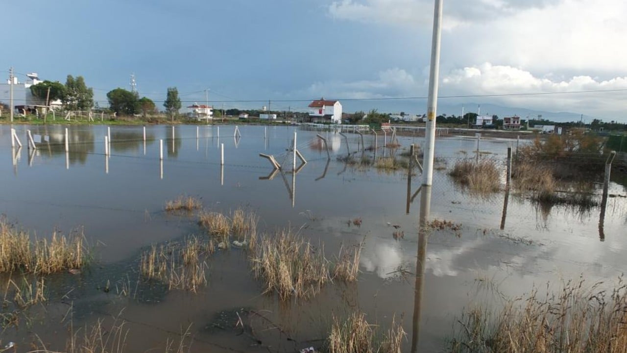 Balıkesir'de sağanak felaketi: Yazlık evler ve tarım arazileri sular altında kaldı