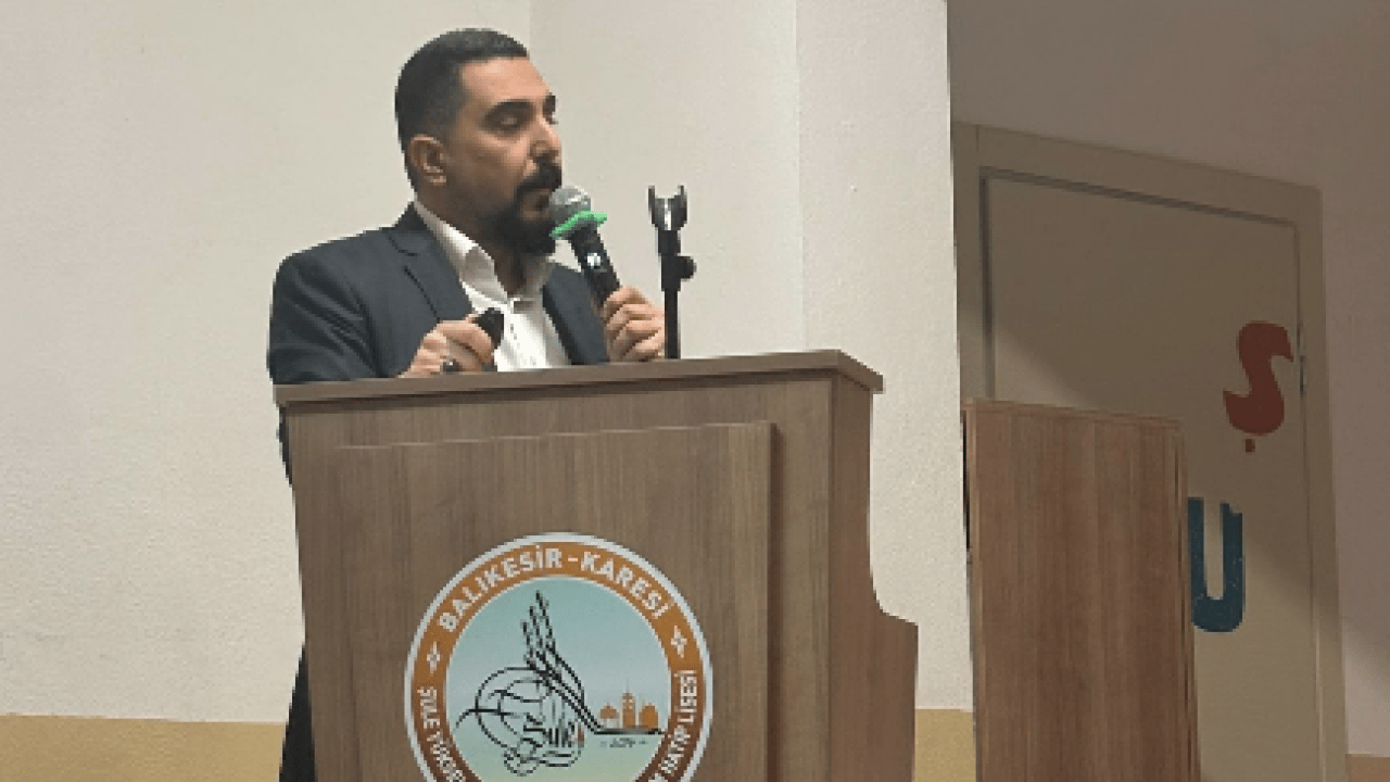 Foto - Balıkesir’de Sultan Abdülhamid Han Konferansına Yoğun İlgi