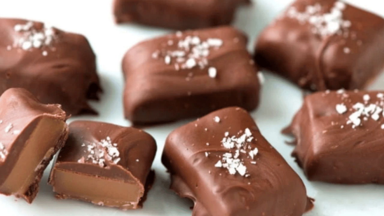 Foto - Bambaşka bir boyuta... Tuzlu çikolatanın etkisi şaşırttı: Üzerine serpip yerseniz...