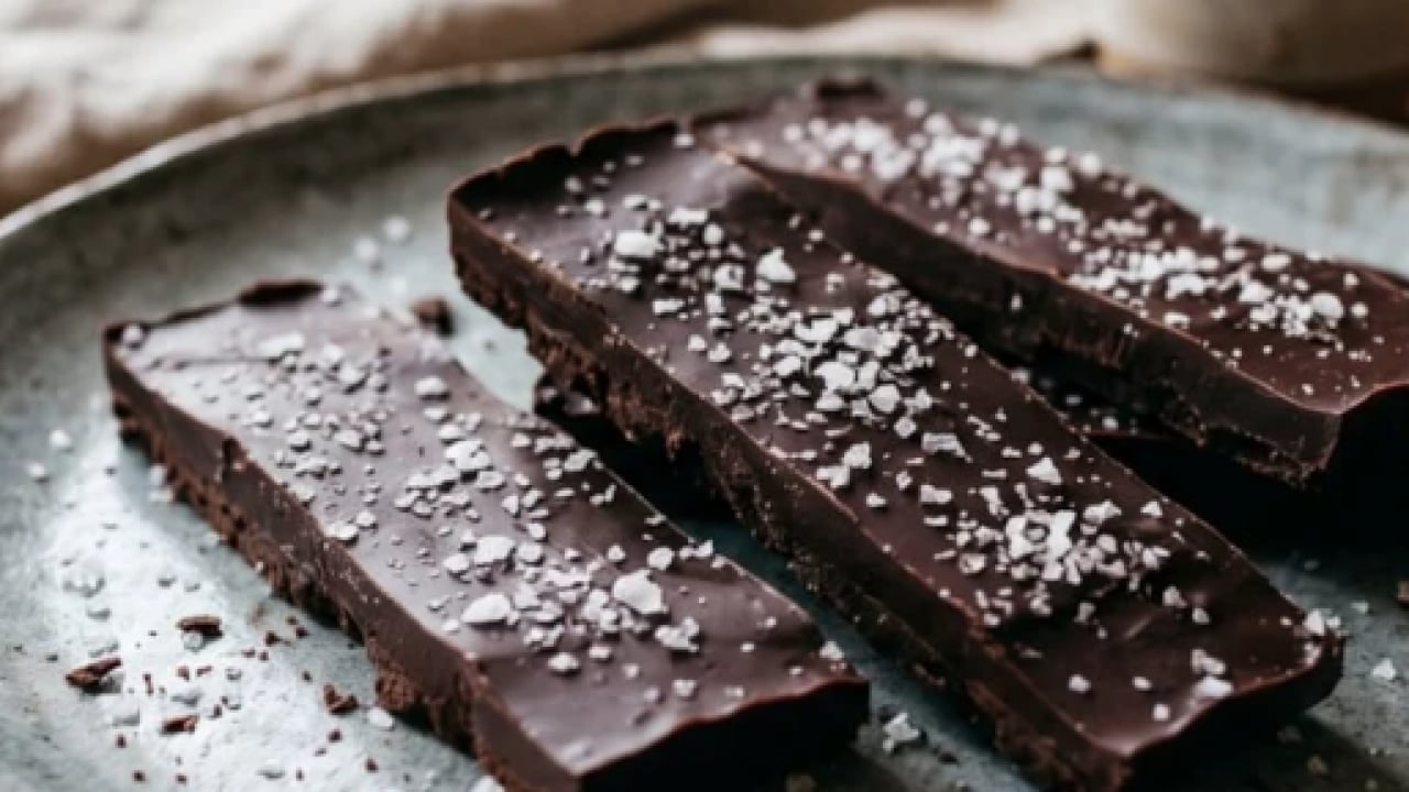 Foto - Bambaşka bir boyuta... Tuzlu çikolatanın etkisi şaşırttı: Üzerine serpip yerseniz...