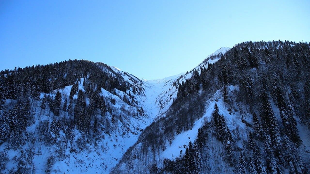 Foto - Bambaşka bir heyecan! Şimdi Kaçkar Dağları'nda ‘heliski’ zamanı
