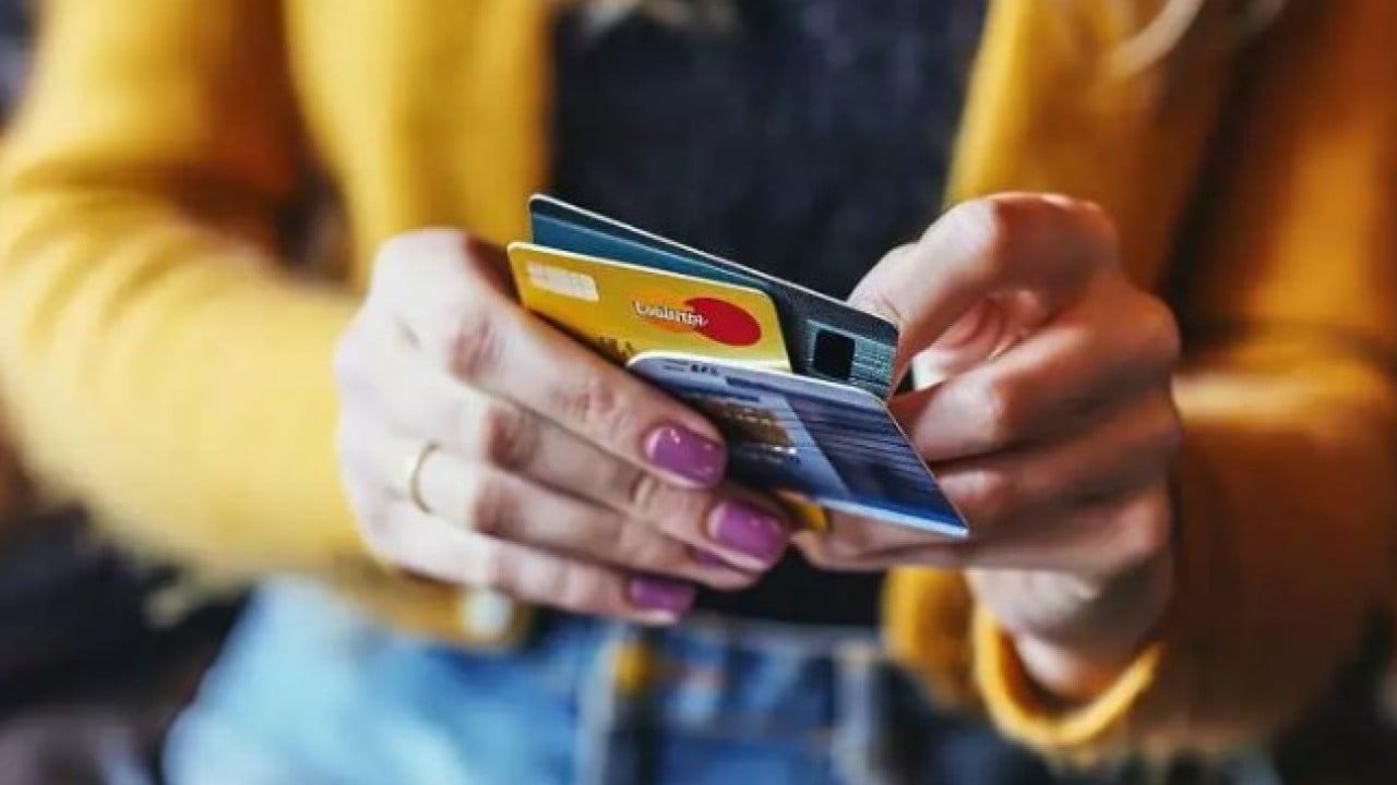 Kredi kartı kullananlar dikkat: Bu saatlerde zorunlu olacak!