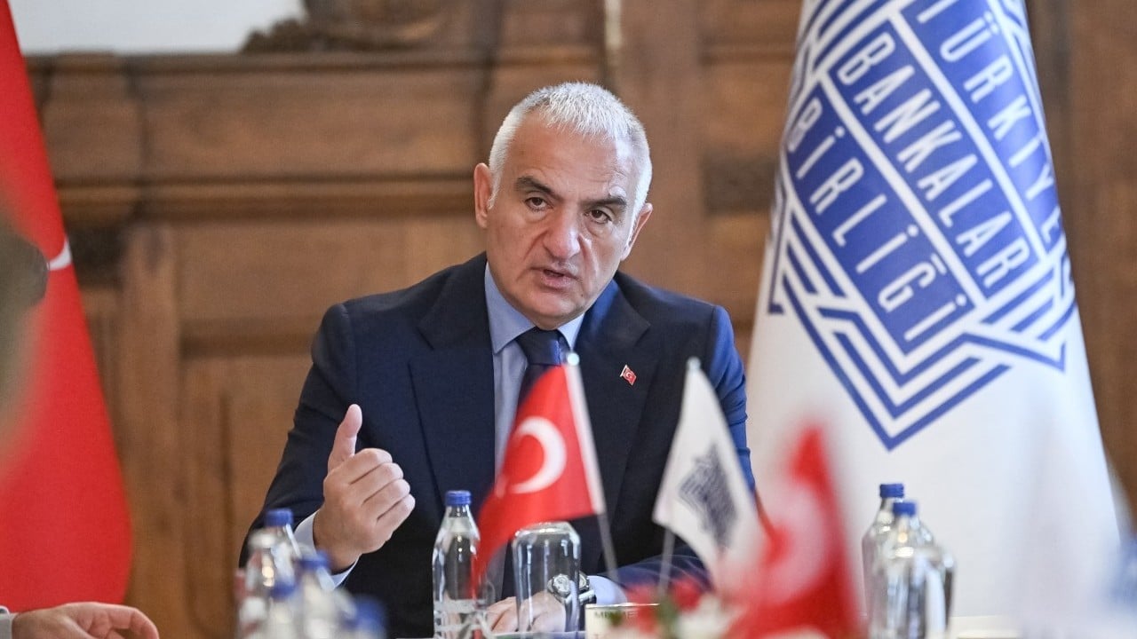 Foto - Bankacılık ve Turizm zirvesinde kritik buluşma: Körfezdeki savaşın etkileri ve Yaz Sezonu Stratejisi masaya yatırıldı