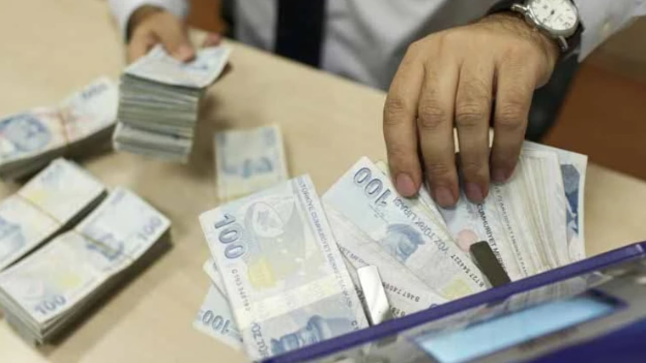 Foto - Bankalar emekli promosyonu için kesenin ağzını açtı