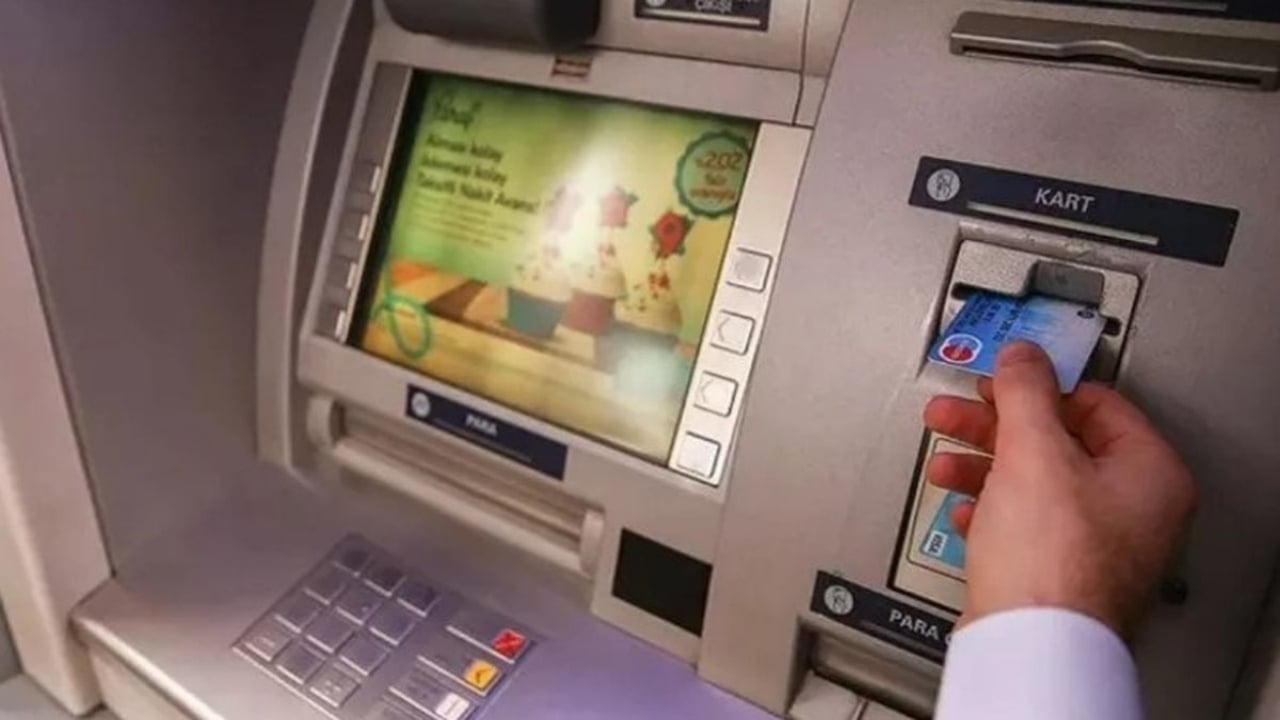 Foto - Bankalardan sessiz sedasız yeni karar: ATM’ye gidenler elleri boş dönebilir