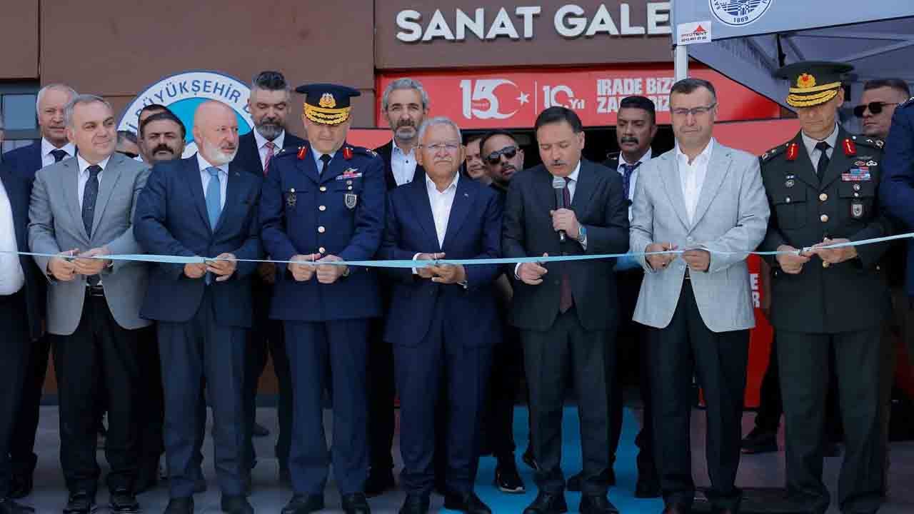 Foto - Başkan Büyükkılıç'tan milli birlik günü mesajı: Bu ezan dinmez bu bayrak inmez!