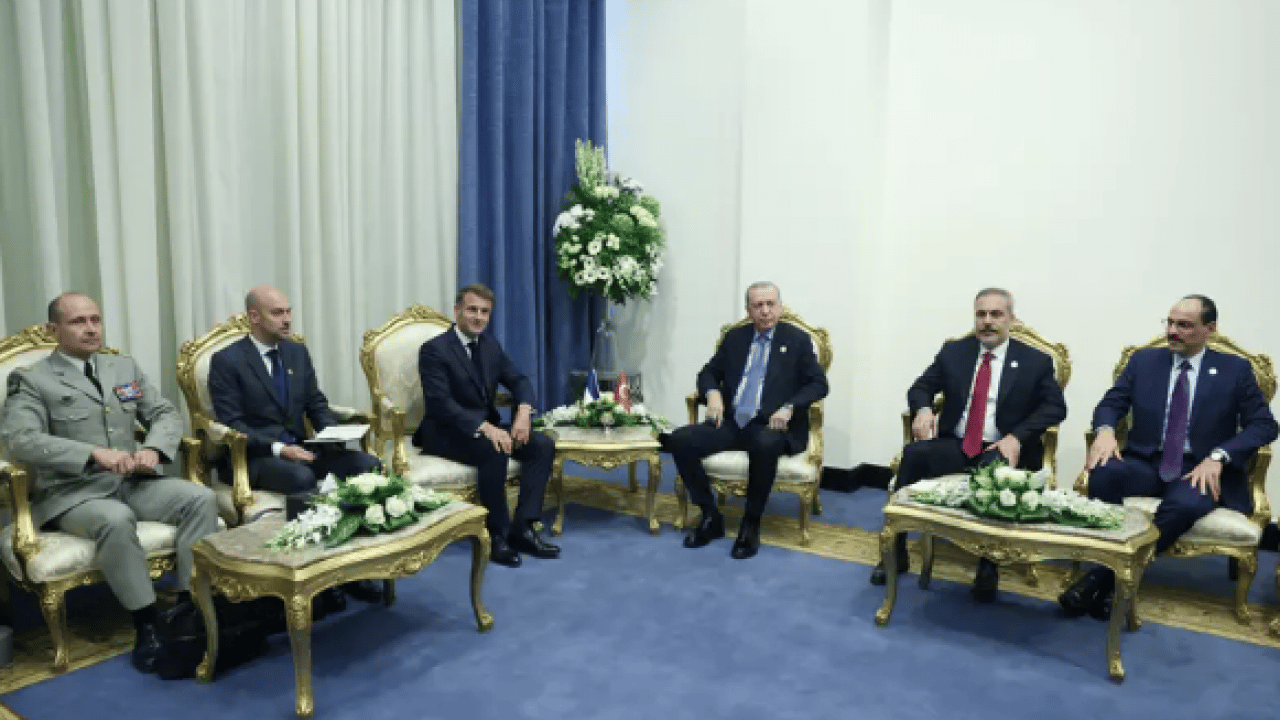 Foto - Başkan Erdoğan'dan Mısır'da diplomasi trafiği