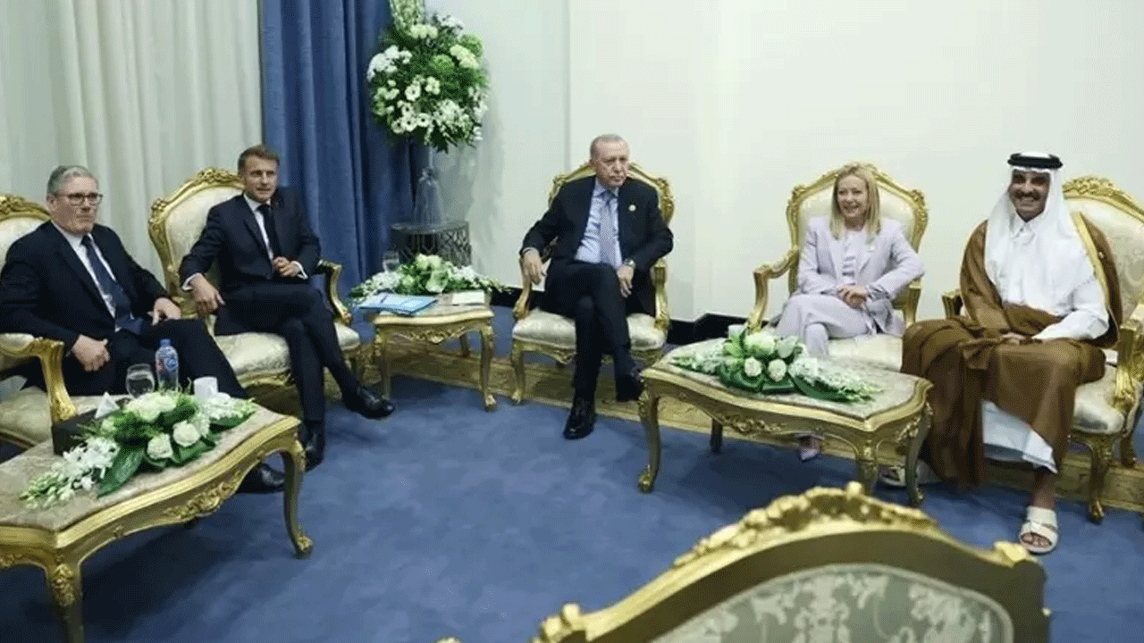 Foto - Başkan Erdoğan'dan Mısır'da diplomasi trafiği