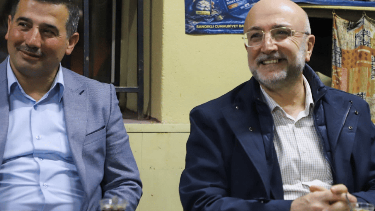 Foto - Başkan Şahin Kızılören'de iftar yaptı, Gülyazı'da teravih kıldı... 