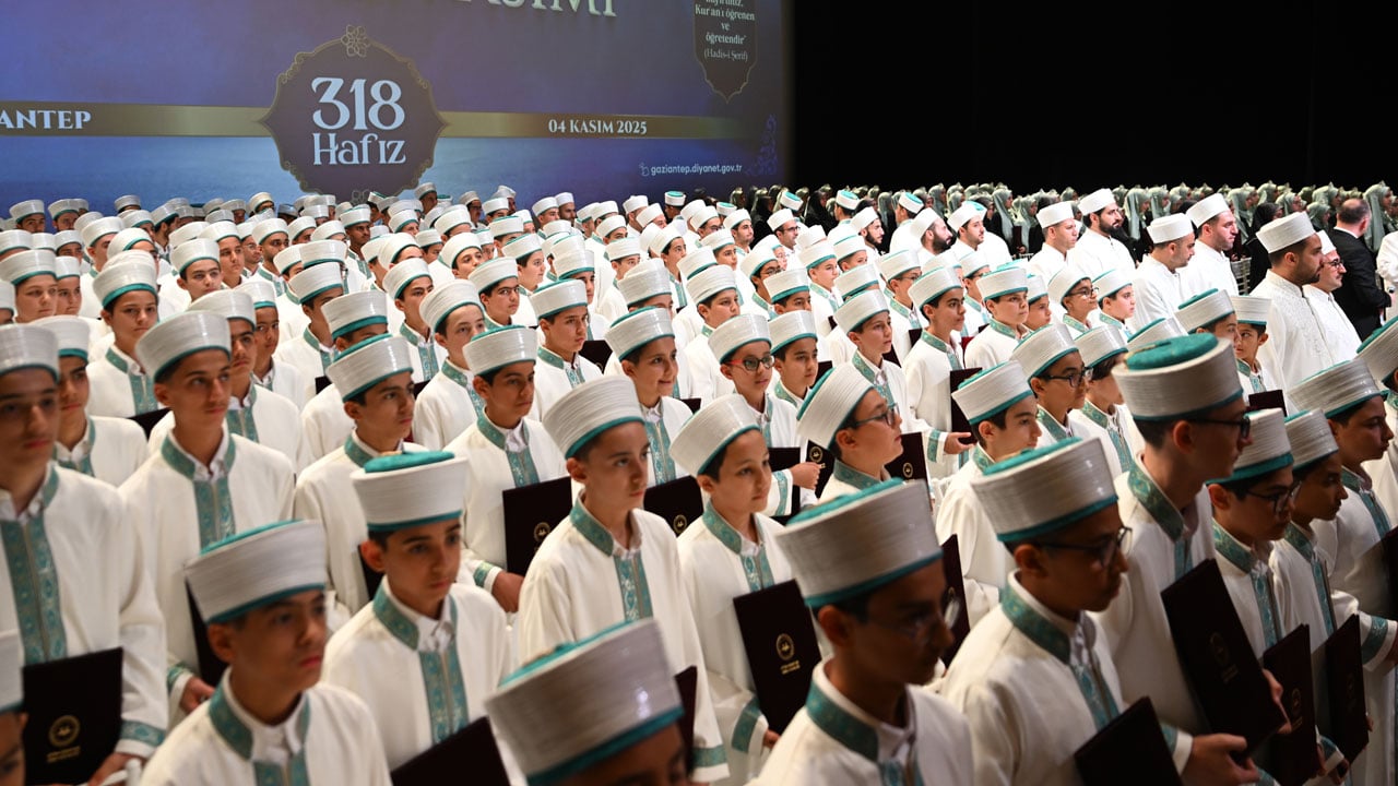 Foto - Başkan Tahmazoğlu’ndan umre müjdesi! Gaziantep’te 318 hafız için gurur günü