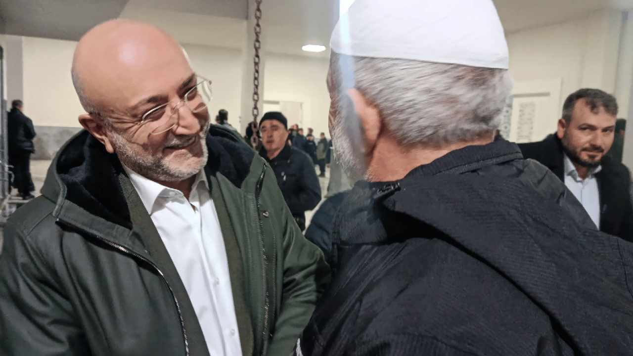 Foto - Başkan Turgay Şahin, sokak iftarının ardından Dörtyol Mahallesi'nde gönüllere dokundu