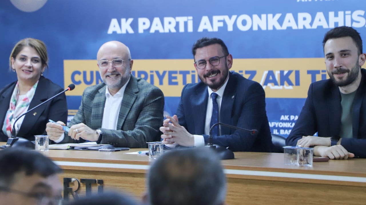 Foto - Başkan Turgay Şahin'in başkanlığında merkez ilçe danışma meclisi gerçekleştirildi...