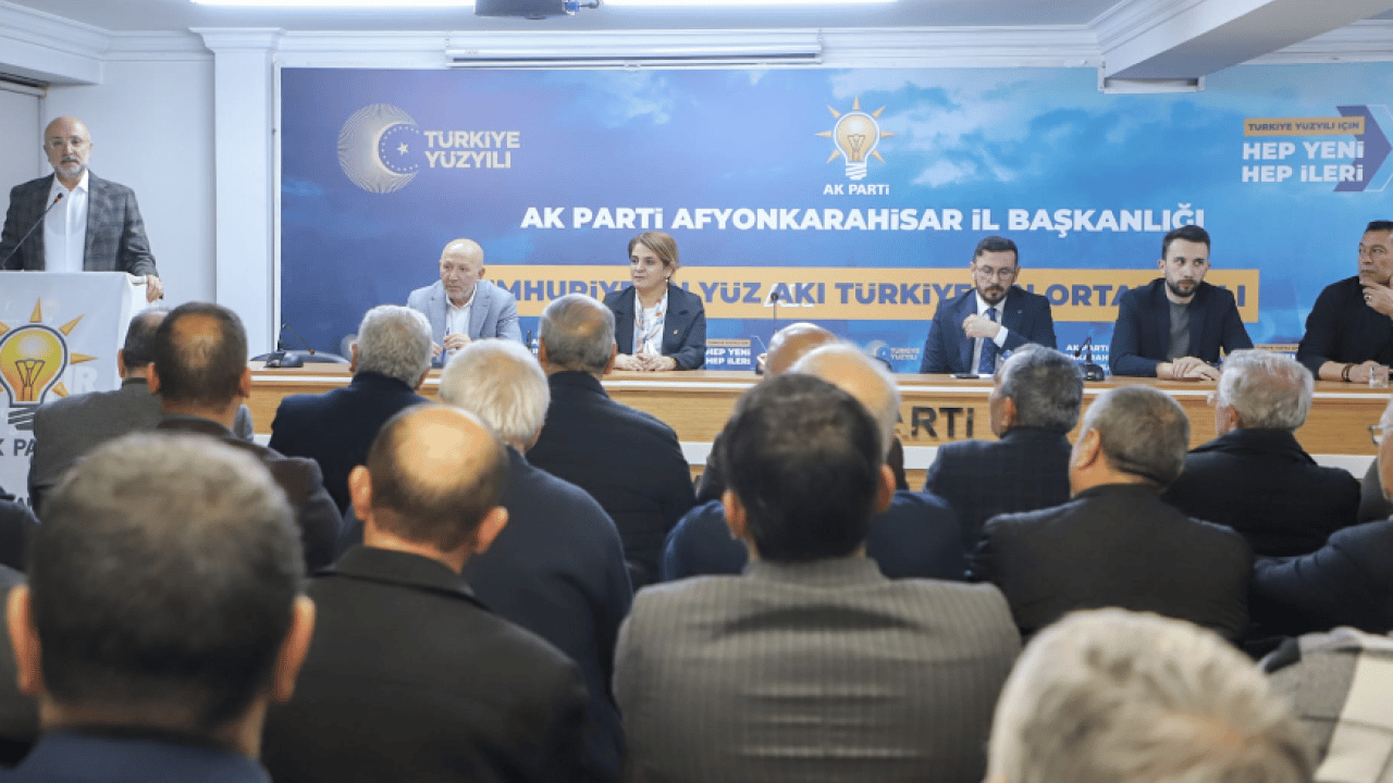 Foto - Başkan Turgay Şahin'in başkanlığında merkez ilçe danışma meclisi gerçekleştirildi...