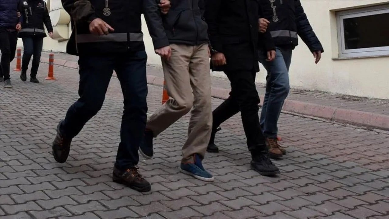 Foto - Başkentte sıcak saatler: Operasyon düzenlendi, onlarca gözaltı var