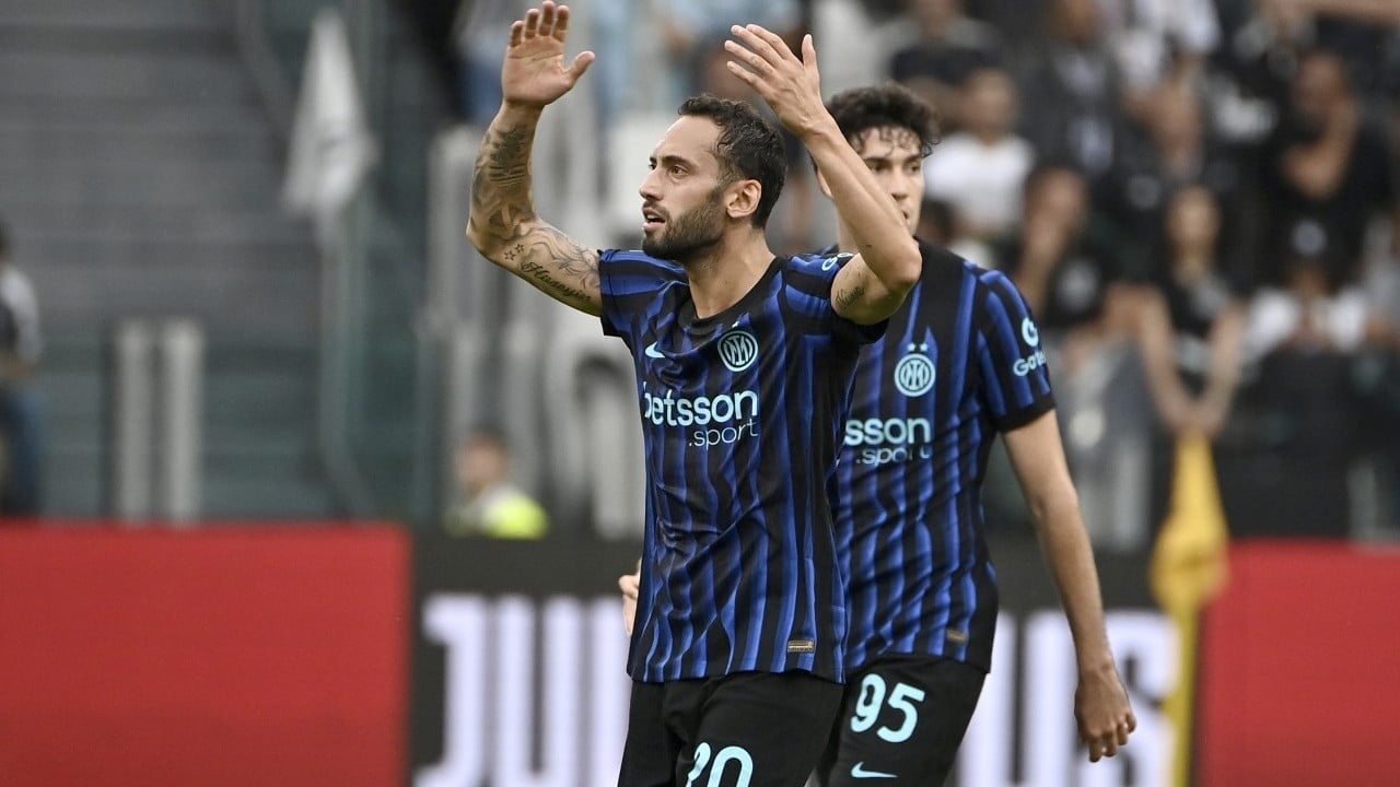 Foto - Başladılar: Sonunda Hakan Çalhanoğlu'nun bonservisi belli oldu! Galatasaray'da beklenen son...