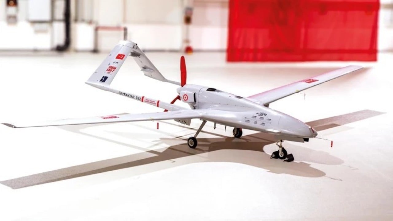 Foto - Başlarında büyük bir dert var: Türkiye'ye binlerce km mesafedeki ülke Bayraktar TB2 SİHA'ya talip oldu