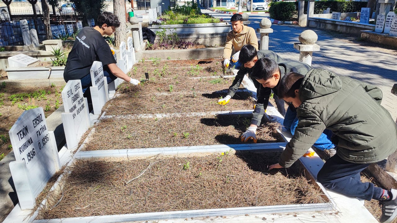 Foto - Başlattıkları harekete gençler eşlik etti! Bir vasiyet hayatlarını değiştirdi