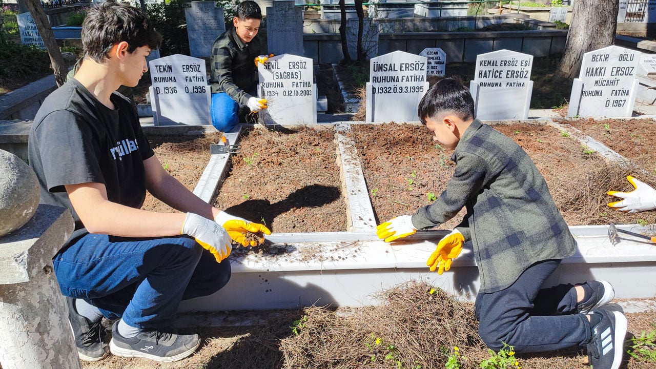 Foto - Başlattıkları harekete gençler eşlik etti! Bir vasiyet hayatlarını değiştirdi