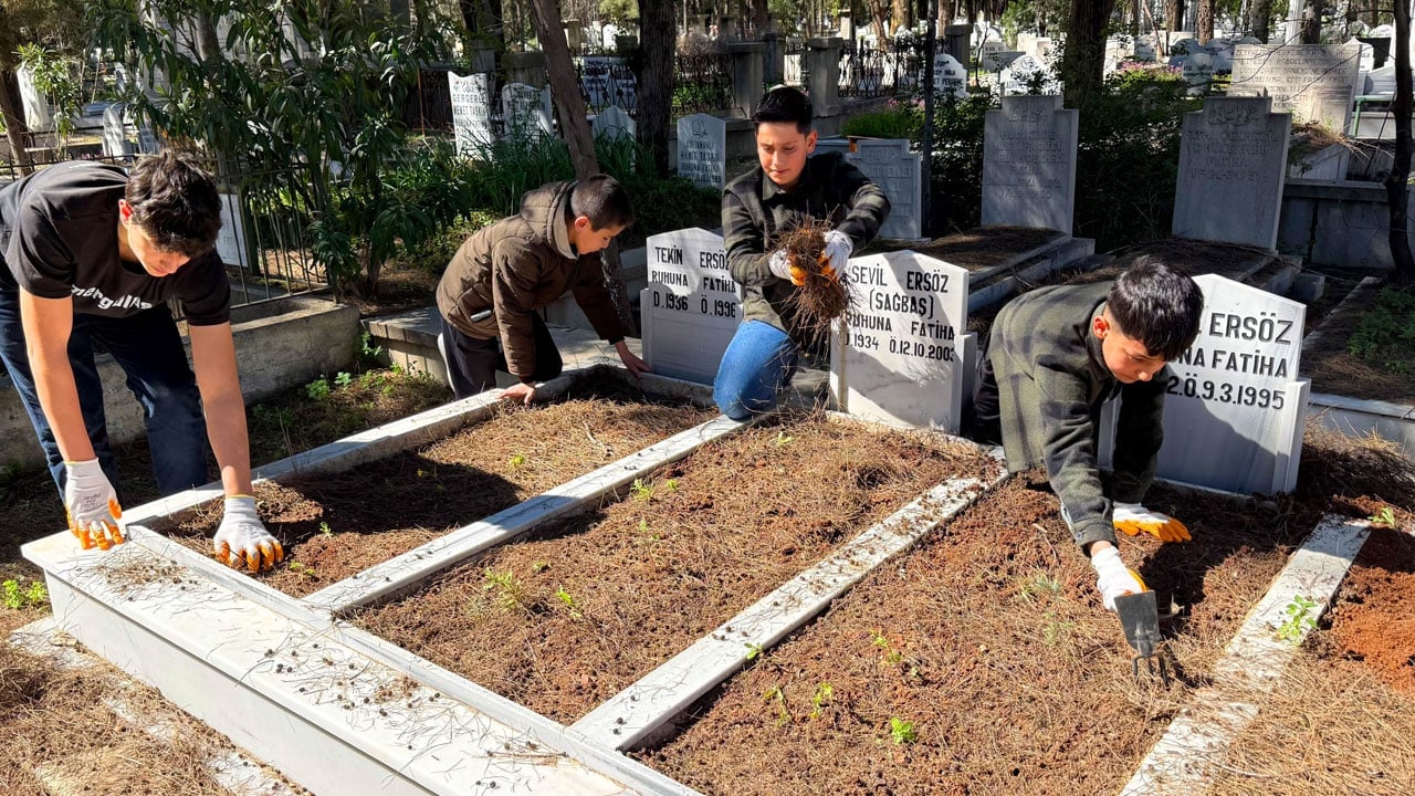 Foto - Başlattıkları harekete gençler eşlik etti! Bir vasiyet hayatlarını değiştirdi