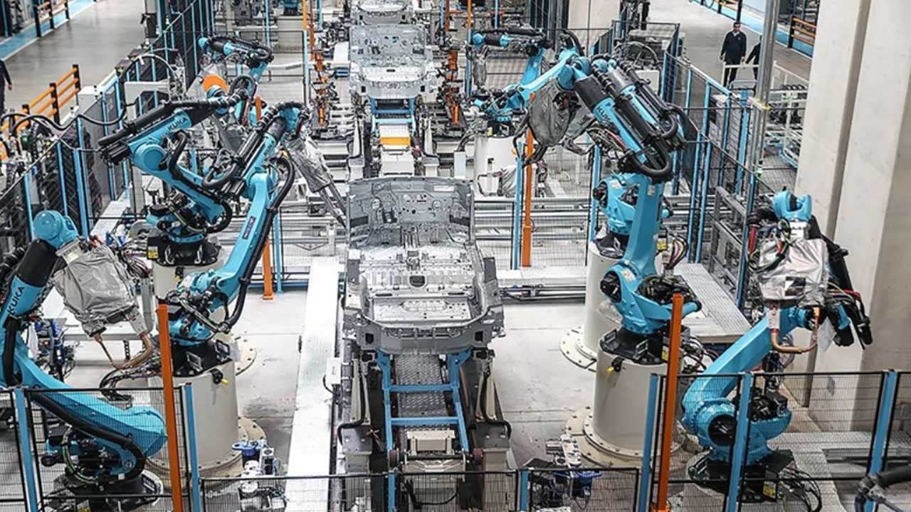 Foto - Batılı yöneticilerin ağzı açık kaldı! Fabrikaları görünce acı gerçekle karşılaştılar