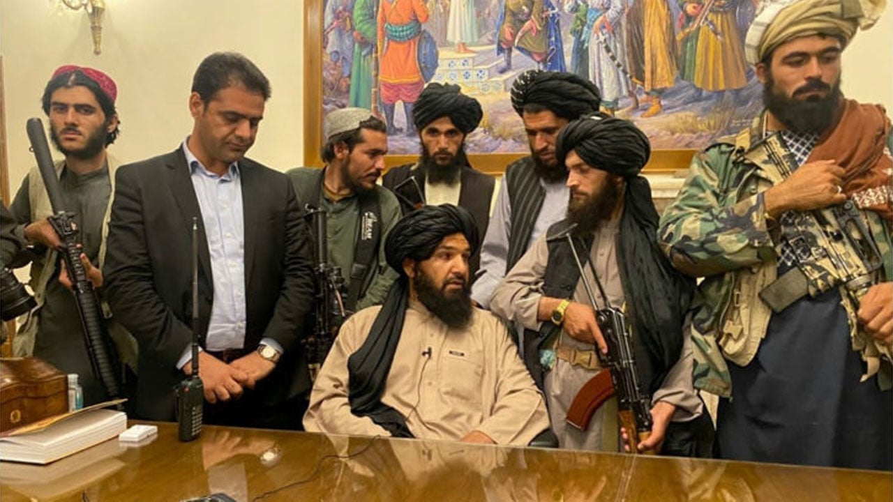 Foto - Batı'ya Şeriat resti çeken İslam ülkesi Rusya ile masaya oturdu! Dengeleri sarsan askeri anlaşma