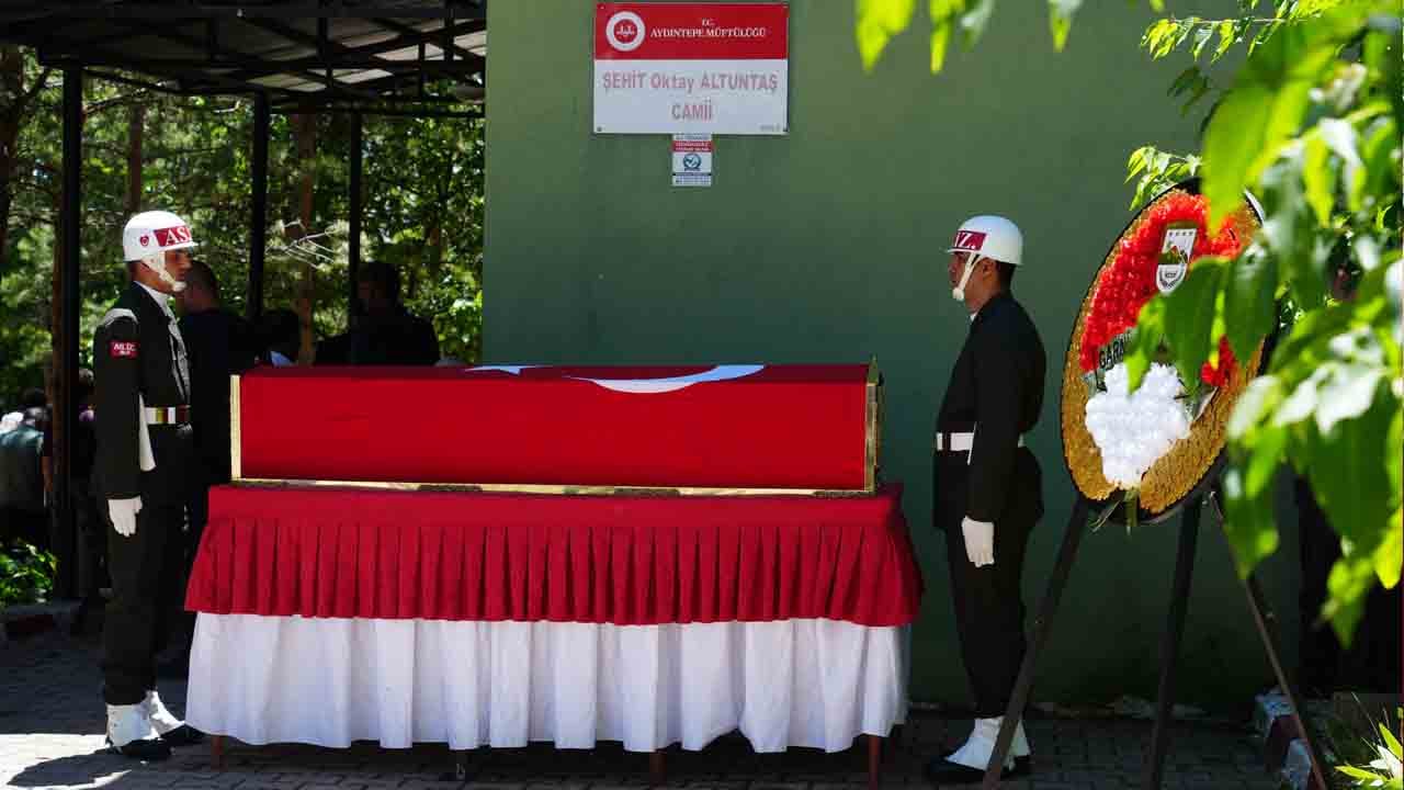 Foto - Bayburtlu gazi 73 yaşında vefat etti: Harekatın yıldönümünde dualarla uğurlandı