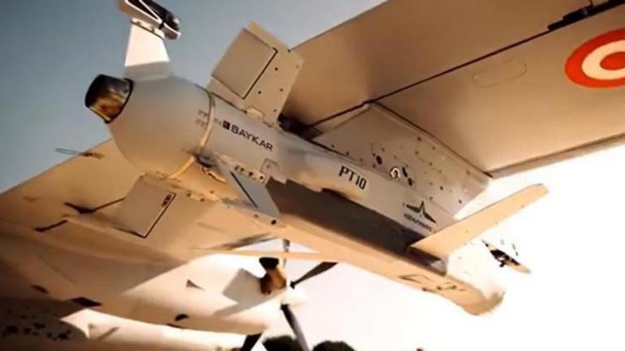 Foto - Baykar tarih yazmaya devam ediyor! Yapay zekalı füze, hedefi tam 12’den vurdu