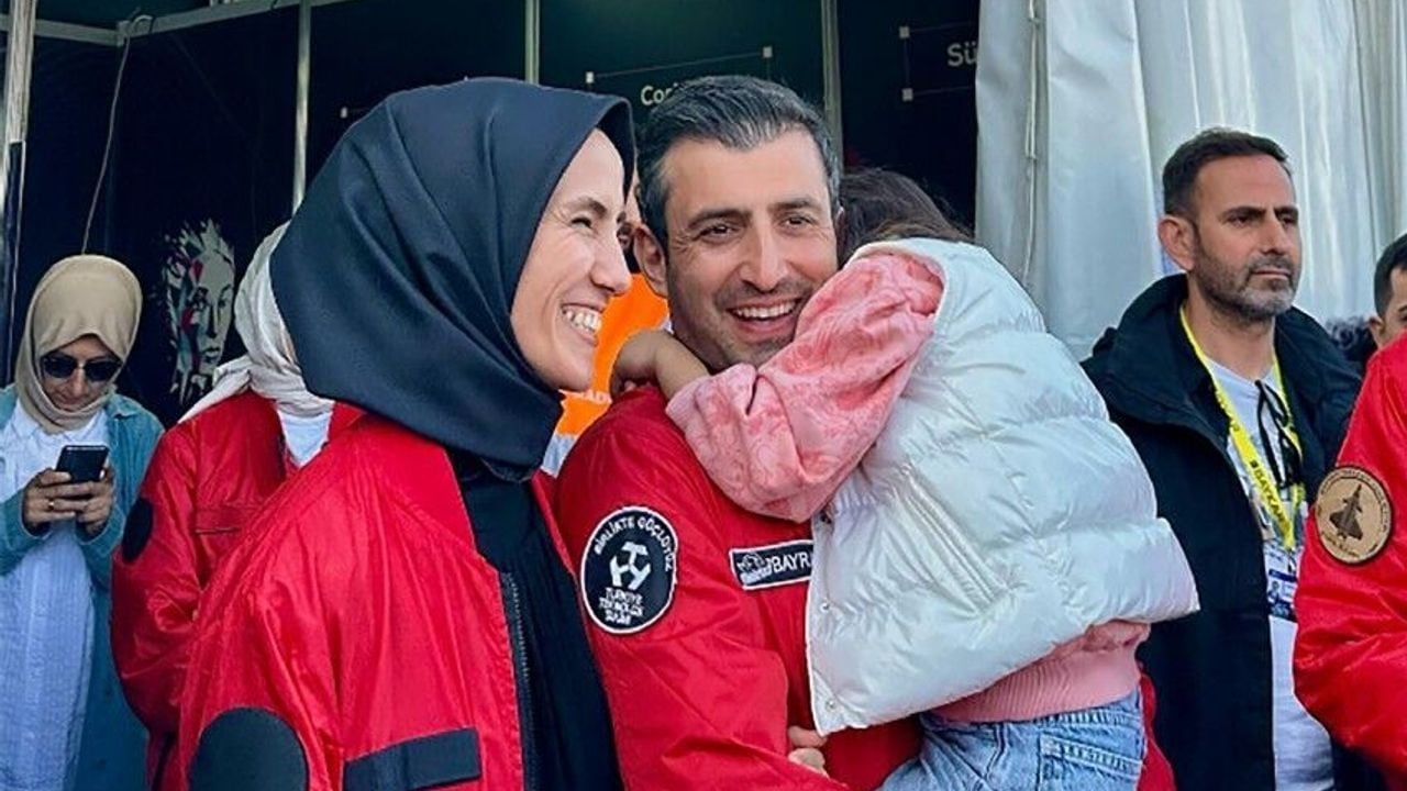 Foto - Bayraktar çiftinden müjde geldi! Bu haber, Tayyip Erdoğan’ı havalara uçuracak