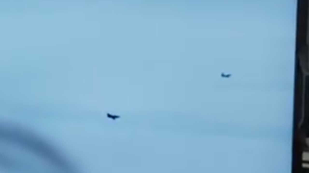 Foto - Bayraktar Kızılelma'nın F-16'yı vurması ülkeyi ayağa kaldırdı: Hemen F-35 almalıyız hemen