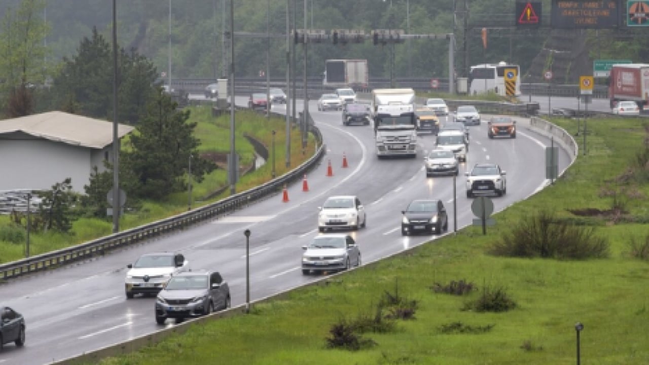Foto - Bayram yolunda kırmızı alarm! Trafik ekipleri teyakkuzda