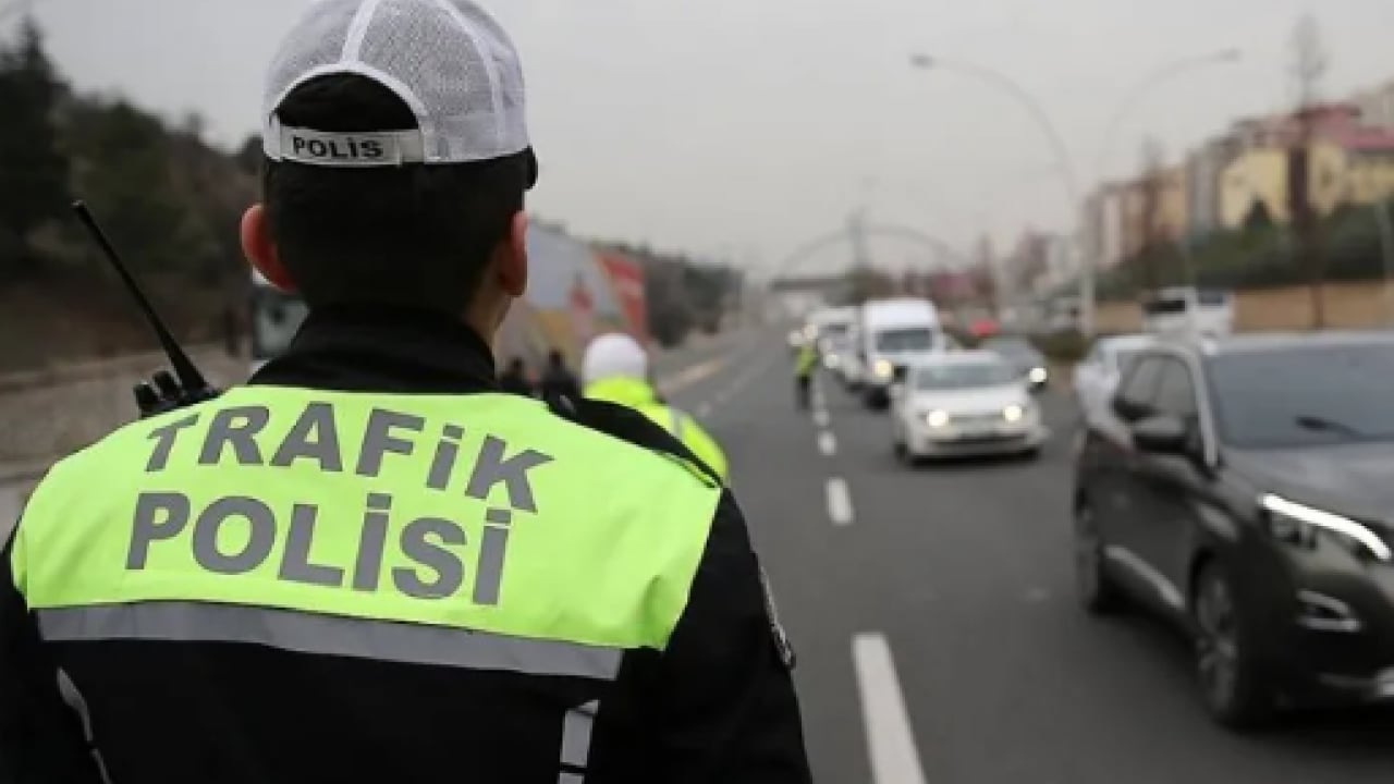 Foto - Bayram yolunda kırmızı alarm! Trafik ekipleri teyakkuzda