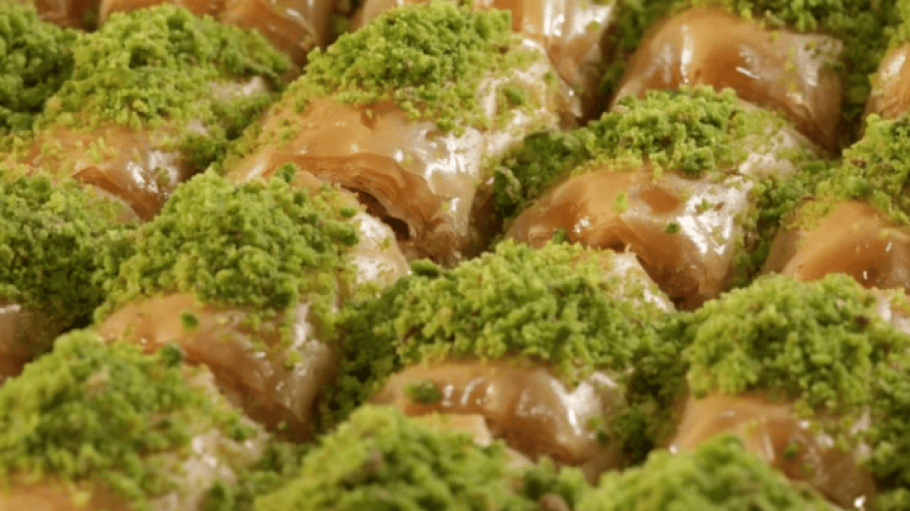 Bayramdan önce piyasaya sürdüler: İşte sahtesini anlamanın 5 yolu!