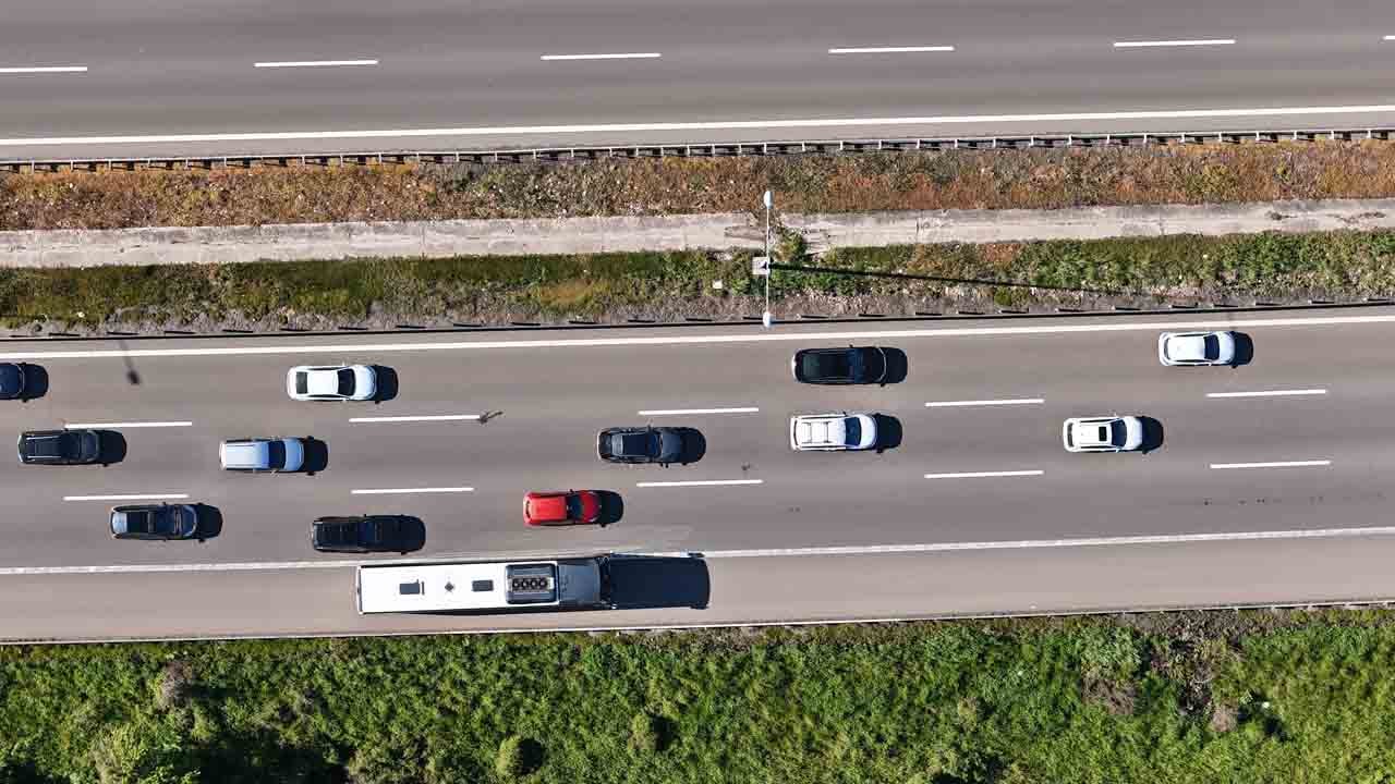 Foto - Bazı bölgelerde trafik durma noktasında: Tatilcilerin dönüş çilesi