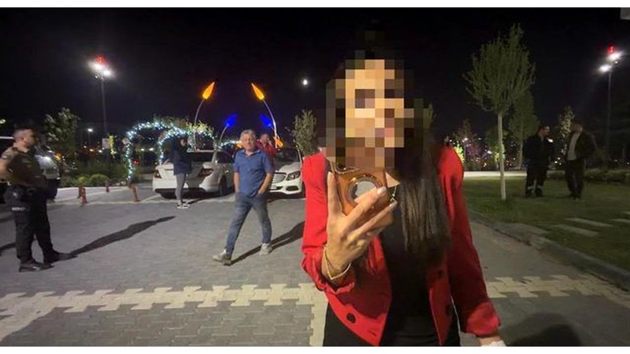 Foto - Bebeğini arabada unutan anneden, "Senin derdin ne be kadın" dedirten hareketler