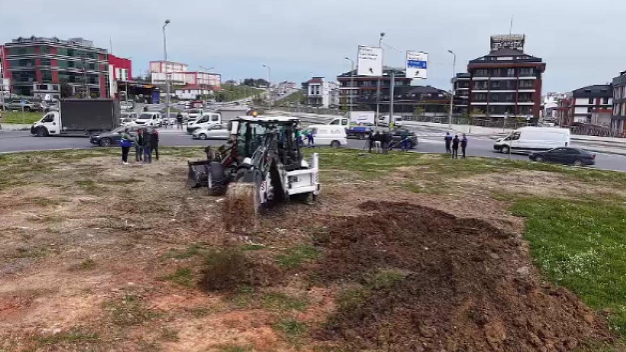Foto - Beceriksiz CHP hizmete de takoz! Hem yapmıyorlar hem yapana engel oluyorlar