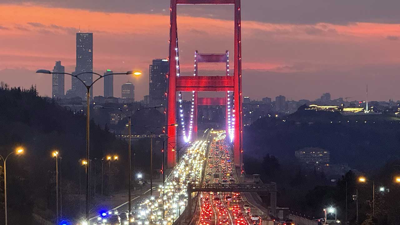 Foto - Beceriksiz CHP'nin İstanbul'a büyük(!) hizmeti! Trafik yoğunluğu yüzde 85'e çıktı