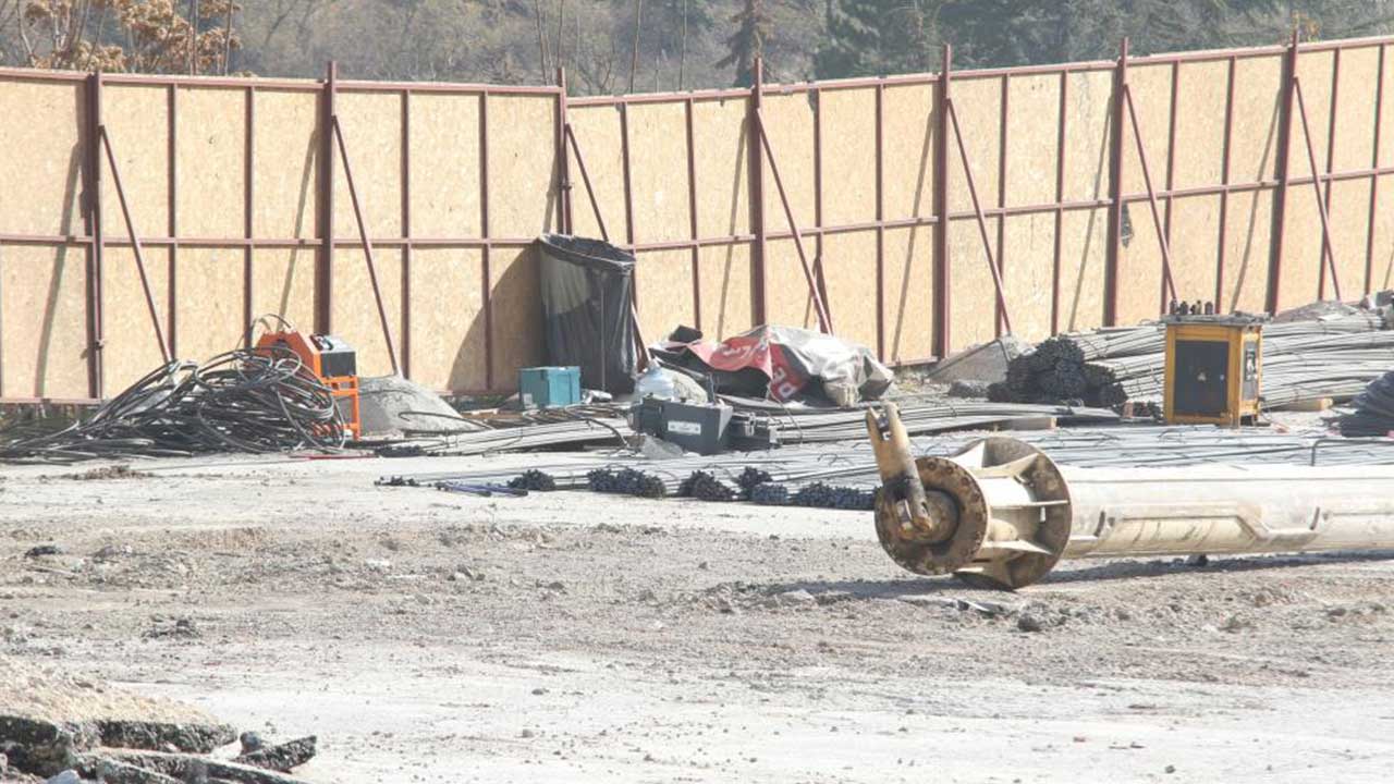 Foto - Beceriksizlikte Ekrem İmamoğlu'nu aratmıyor! Mansur Yavaş'ın temelini attığı Mamak metrosu ortada kaldı