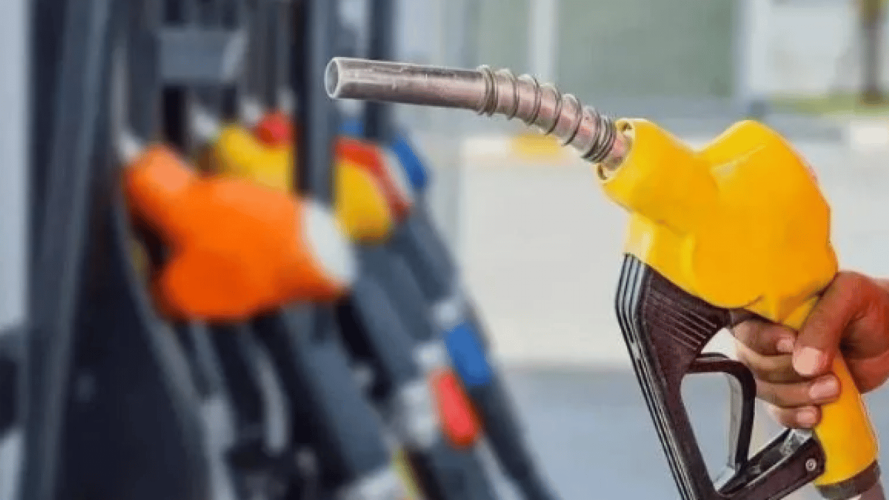 Beklenen oldu: Akaryakıt fiyatları değişti!