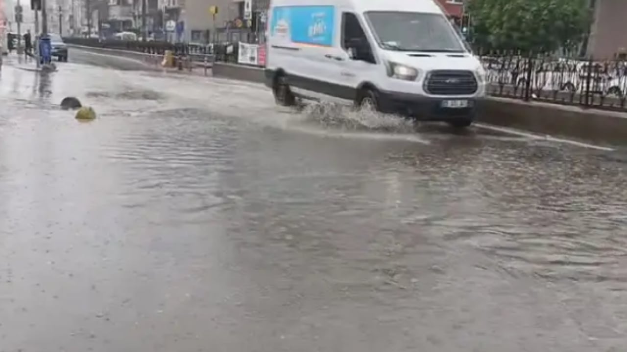 Foto - Beklenen oldu! Sağanak yağış İstanbul’u felç etti