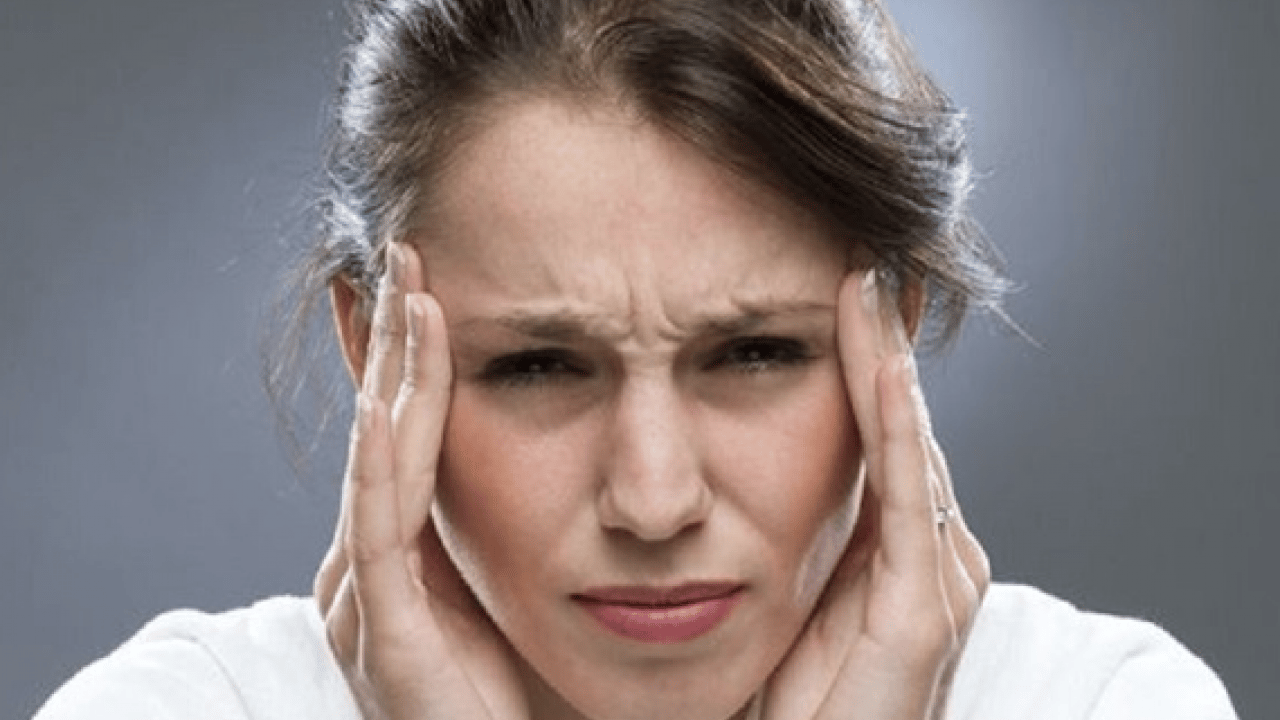 Beklenmedik ağrılara dikkat... Migren kadınları neden daha çok vuruyor? Uzmanlar anlattı