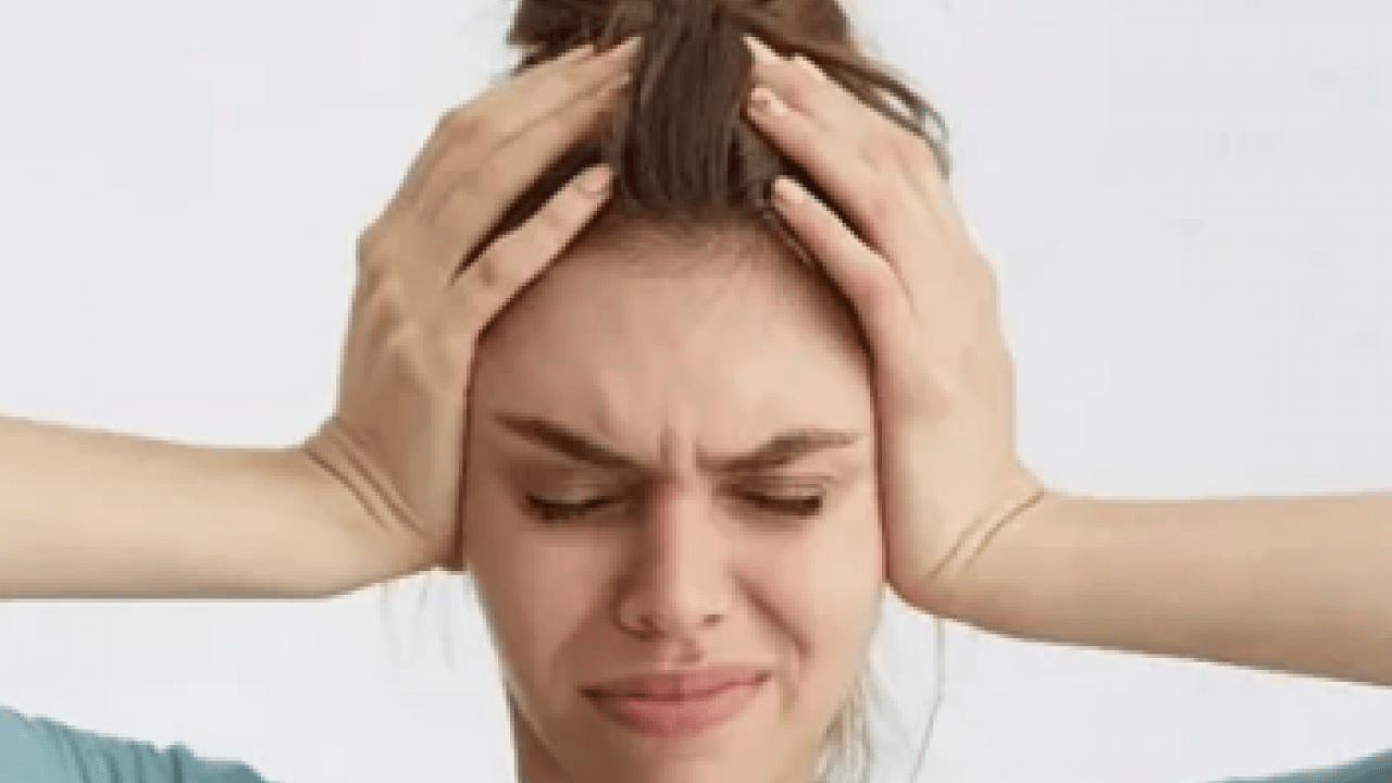 Foto - Beklenmedik ağrılara dikkat... Migren kadınları neden daha çok vuruyor? Uzmanlar anlattı