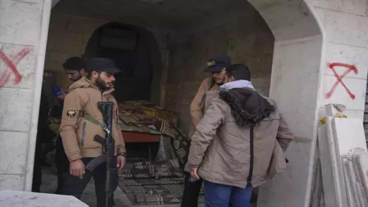 Foto - Beklenmedik operasyon akıllarını aldı! Teröristler birbirine girdi: Çok sayıda ölü var